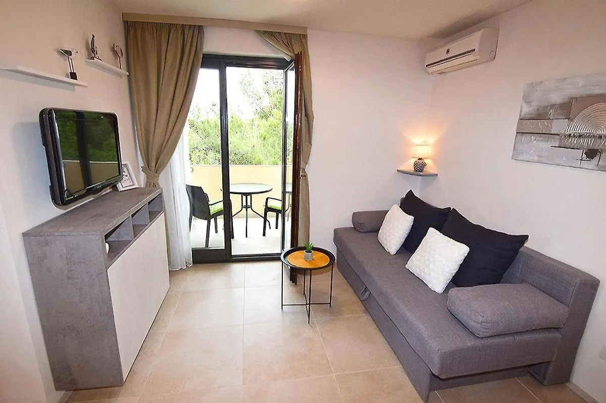 Sole Pula Apartman-Near Beach 0*,